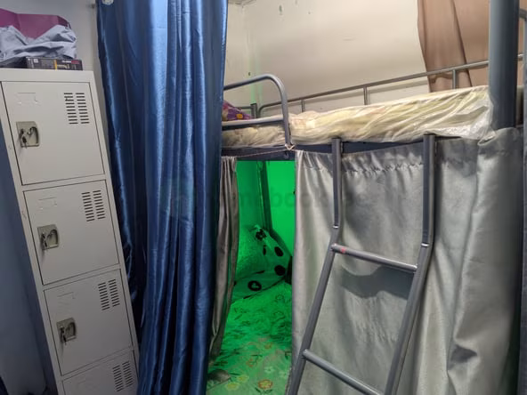 Bed Space & Partition in Al Satwa