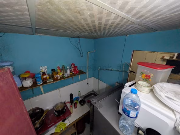 Bed Space & Partition in Al Satwa