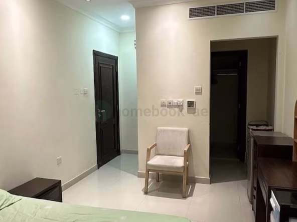 Room for Rent in Al satwa