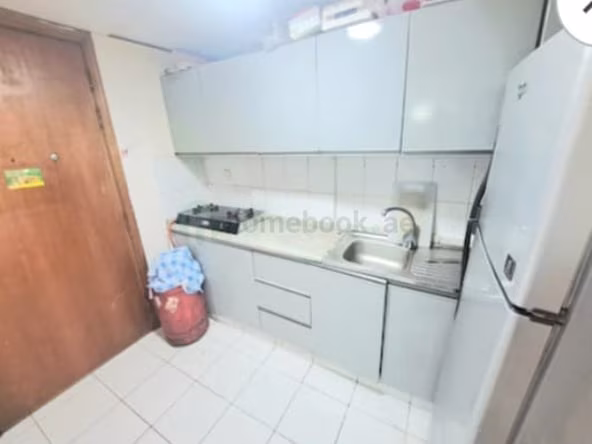 Bed Space & Partition in Al Satwa