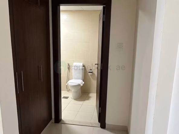 Room for Rent in Al satwa