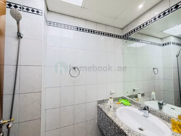 Room for Rent in Al Mankhool