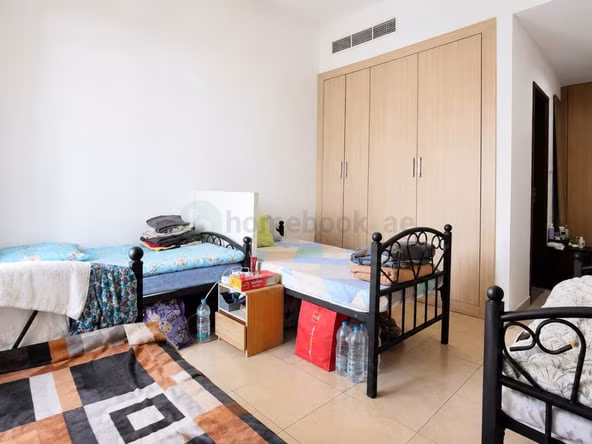 Bed Space & Partition in Al Satwa