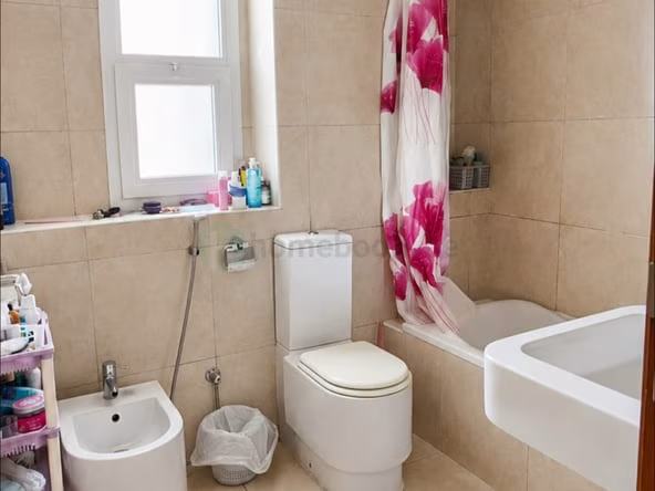 Bed Space & Partition in Al Satwa