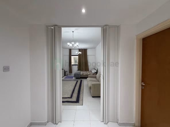 Room for Rent in Al Mankhool