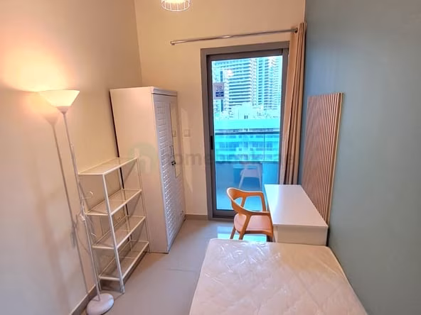 Bed Space & Partition in Dubai Marina