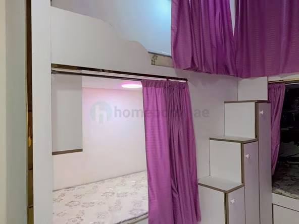 Bed Space & Partition in Al Murar