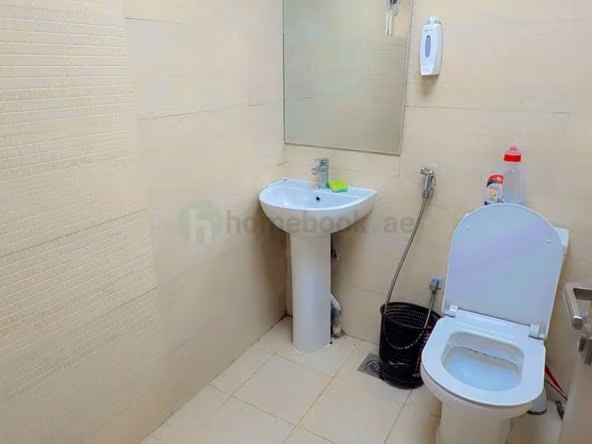 Bed Space in Bur Dubai