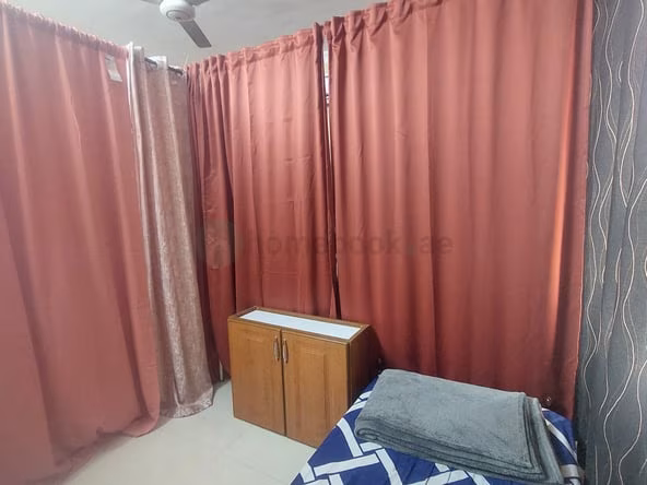 Bed Space & Partition in Al Rashidiya