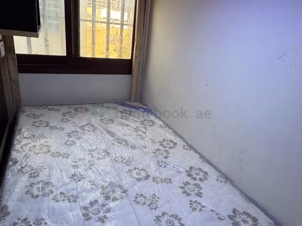 Bed Space & Partition in Al Satwa
