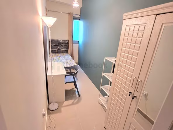 Bed Space & Partition in Dubai Marina