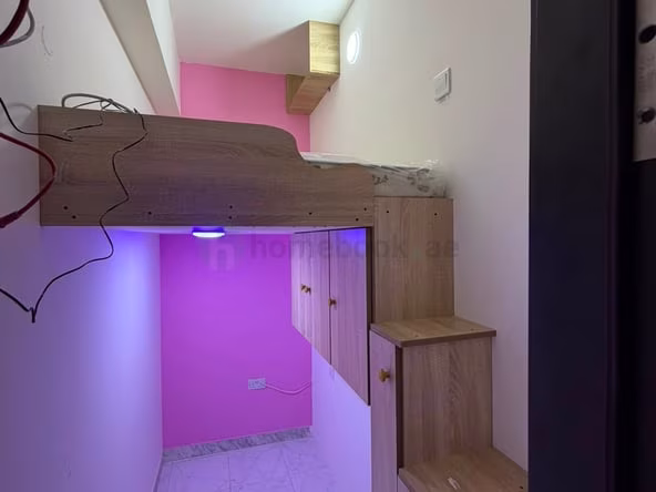 Partition in Bur Dubai