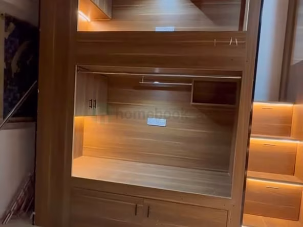 Bed Space in Bur Dubai