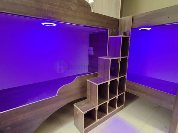 Bed Space & Partition in Al Satwa