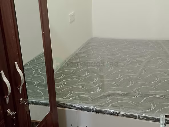 Partition in Bur Dubai