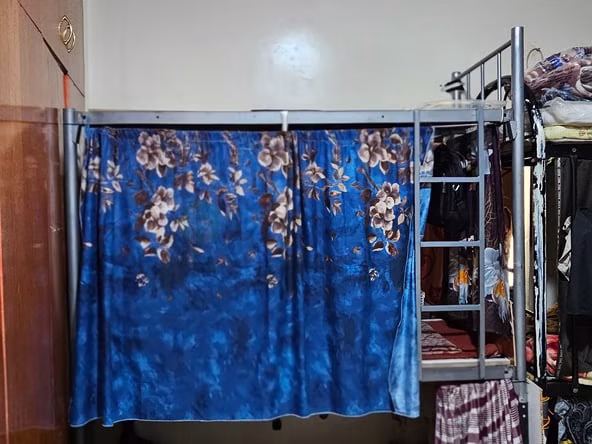 Bed Space & Partition in Naif