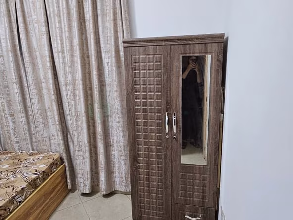 Bed Space & Partition in International City
