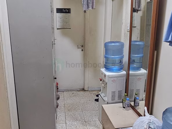 Bed Space & Partition in Naif