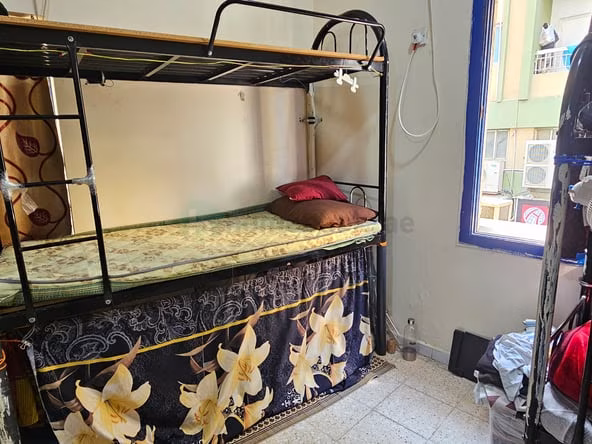 Bed Space & Partition in Naif