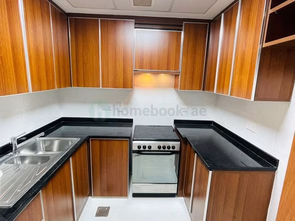 Room for Rent in Sheikh Zayed Road