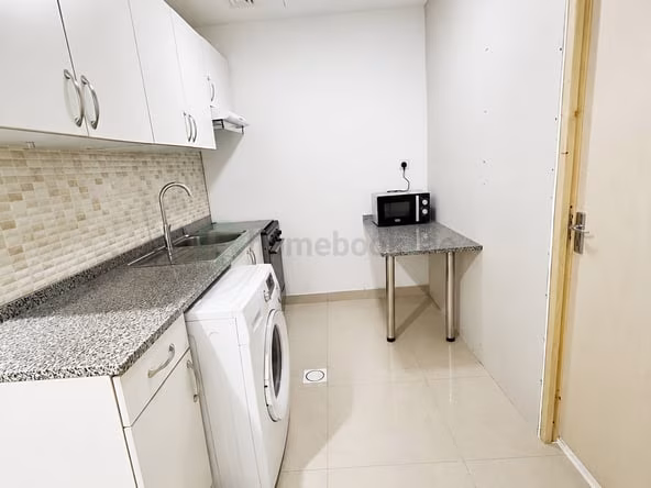Bed Space & Partition in Al Murar