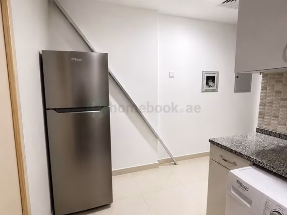 Bed Space & Partition in Al Murar