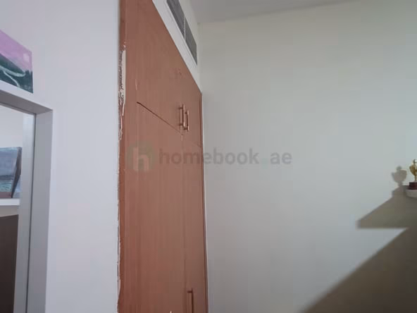 Bed Space & Partition in Discovery Gardens