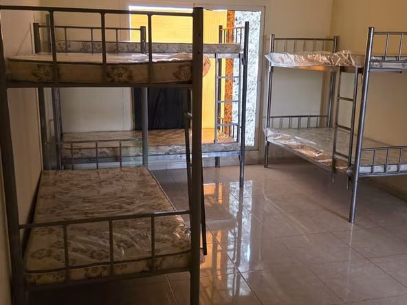 Bed Space & Partition in Hor Al Anz