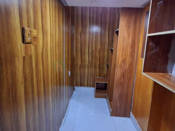 Bed Space & Partition Near Sharaf DG Metro Station
