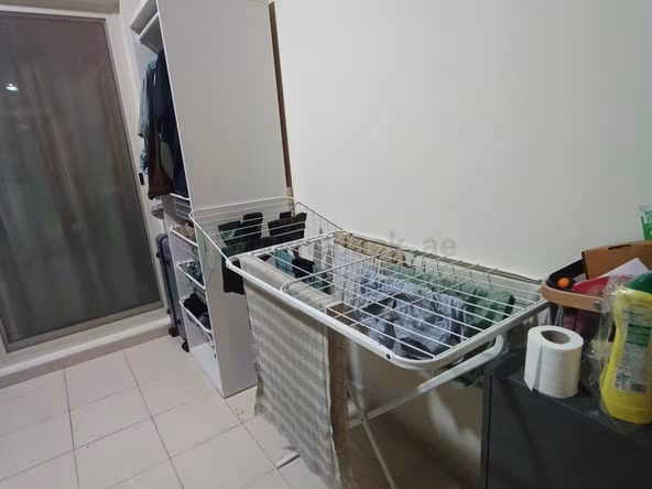 Bed Space & Partition in Discovery Gardens