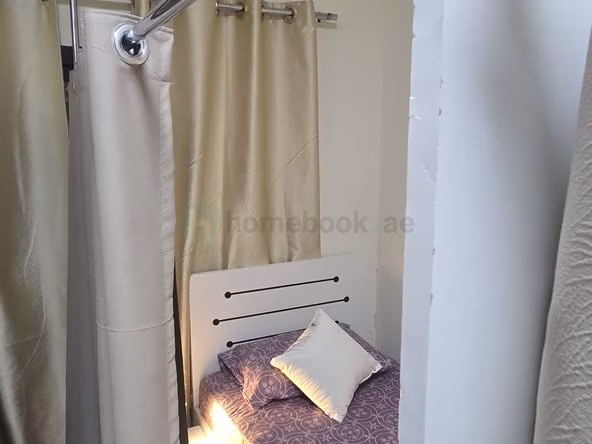 Bed Space in Bur Dubai