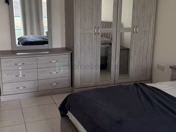 Room for Rent in Sheikh Zayed Road