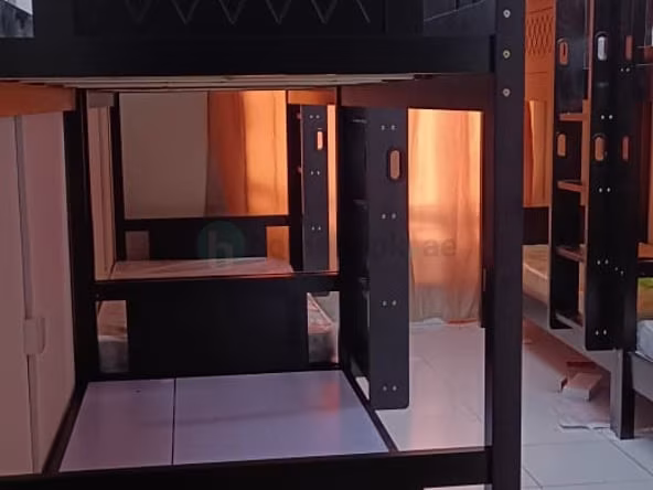 Bed Space & Partition in Al Muteena