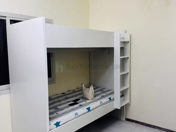 Bed Space & Partition in Al Muteena