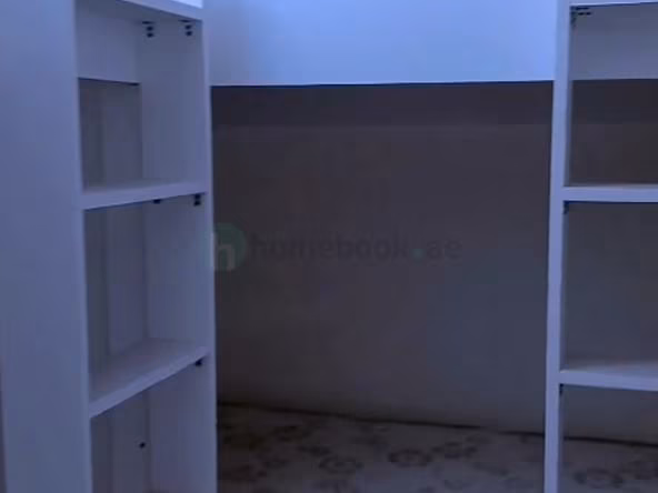 Bed Space & Partition in Al Muteena