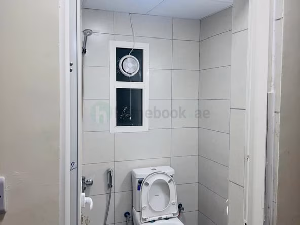 Bed Space & Partition in Al Muteena