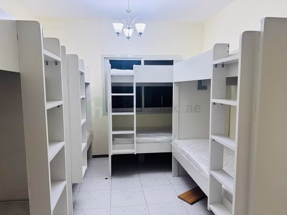 Bed Space & Partition in Al Muteena