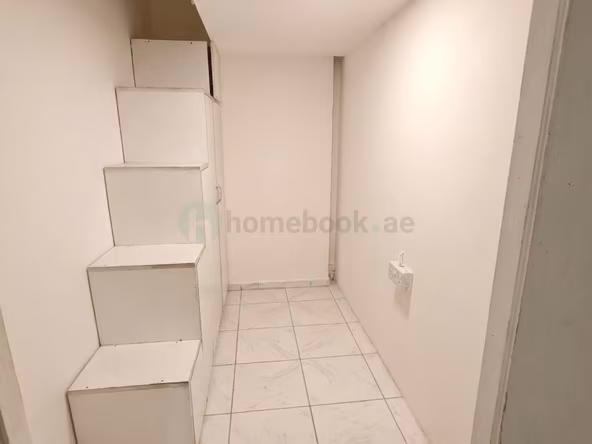 Bed Space & Partition in Al Rigga