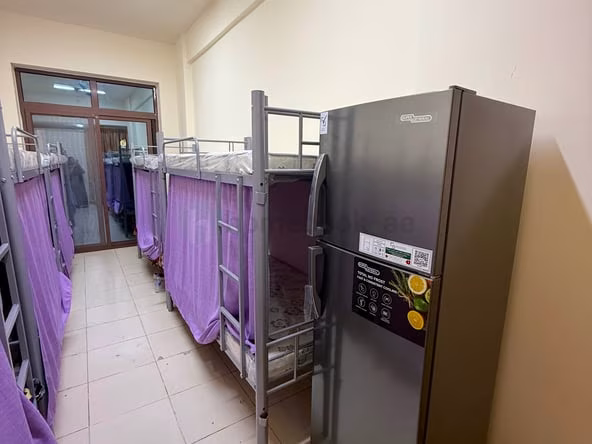 Bed Space in Deira for Monthly Rent
