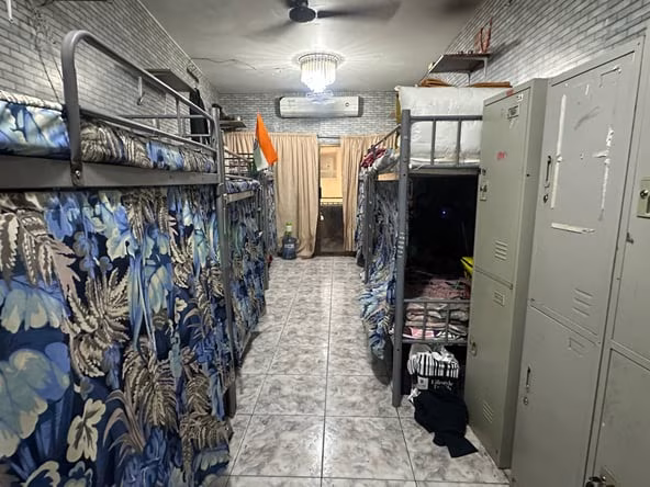 Bed Space in Bur Dubai