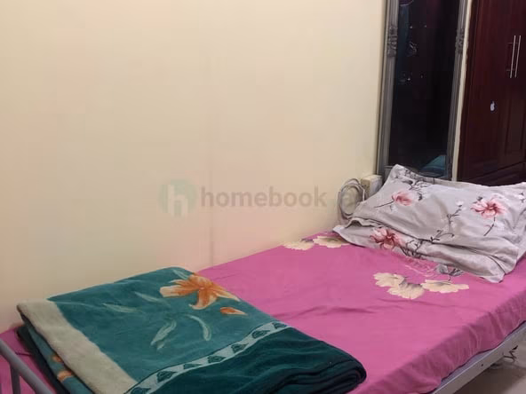 Bed Space & Partition in Al Murar