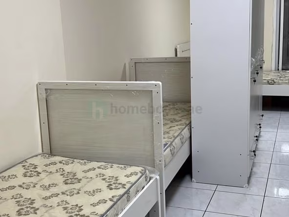 Bed Space in Bur Dubai