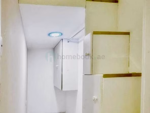 Bed Space & Partition in Naif