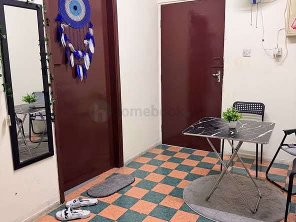 Bed Space & Partition in Al Muteena