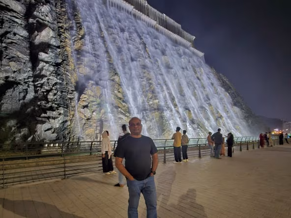 https://homebook.ae/wp-content/uploads/static/photo/08/21/9ed4fefa-c9f6-49cc-9ae9-f3c93411b600/cd3cb6c3-405523-592-444.avif
