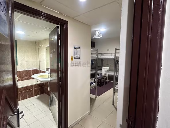 Bed Space in Bur Dubai