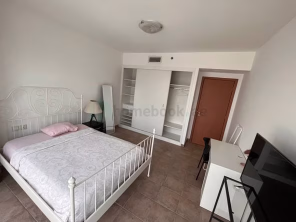 Room for Rent in Sheikh Zayed Road