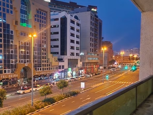 Bed Space & Partition in Al Muteena