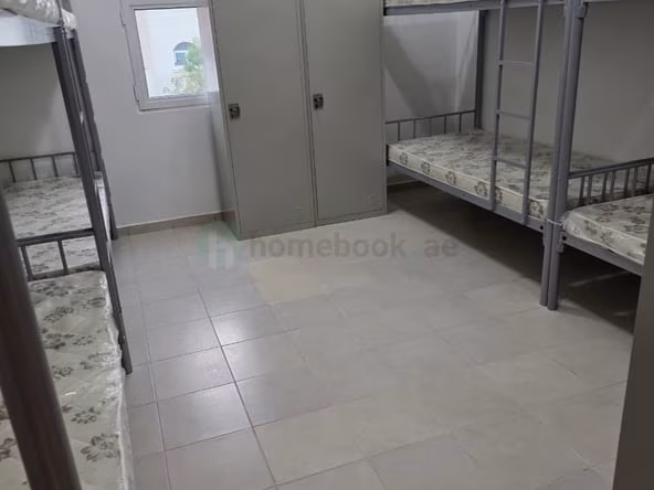 Bed Space & Partition in Discovery Gardens