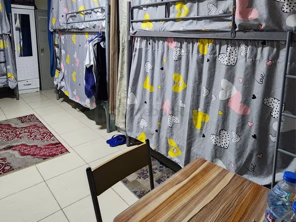Bed Space & Partition in Al Muteena